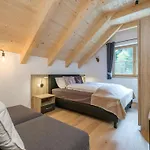 Haus Laura Chalet *